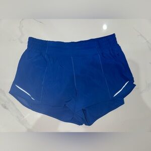 Lululemon Hotty Hot high-Rise Lined Short 2.5”